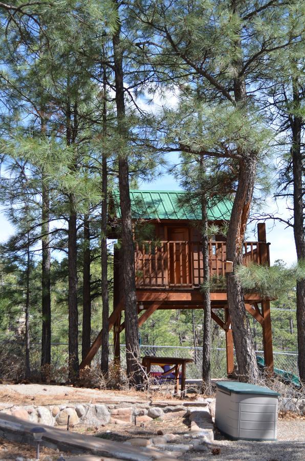 Pueblo Canyon Inn Los Alamos Exterior photo