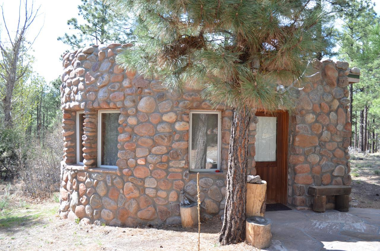 Pueblo Canyon Inn Los Alamos Exterior photo